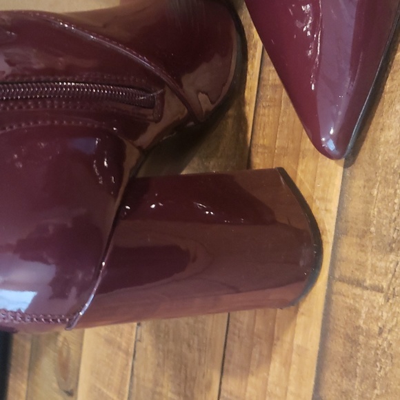 STEVE MADDEN "SLADE" BOOTIES - Picture 5 of 6